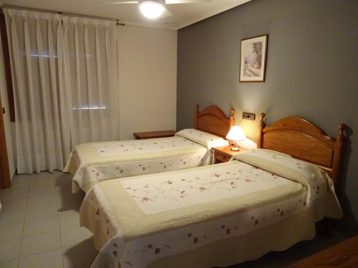 Hostal Pirineos Aínsa-Sobrarbe Extérieur photo